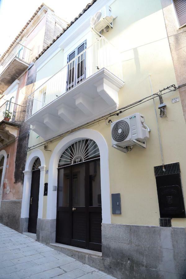 Izzhome Blue Ragusa Buitenkant foto